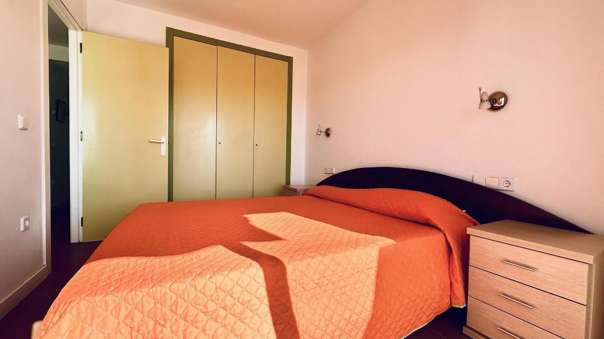 Appartement 2176 - Royal Marine I Llevant 3-13, Cerca De Un Parque Natural Para Practicar Senderismo, Btt O Windsurf. Gran Zona Ajardinada. - Es-258-105 Roses